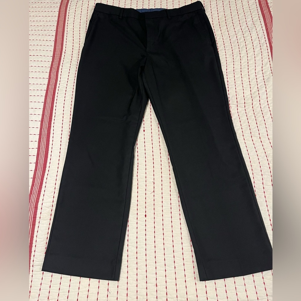 Banana Republic Men’s Standard Fit Dress Pants Size 34/30 Black